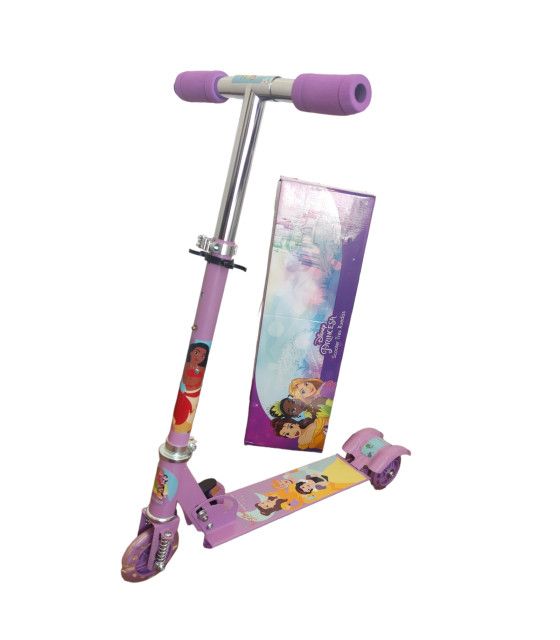 Scooter Patín del Diablo Princesas 3 Ruedas Plegable The Baby Shop - 1